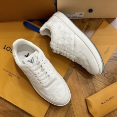 Louis Vuitton Low Shoes